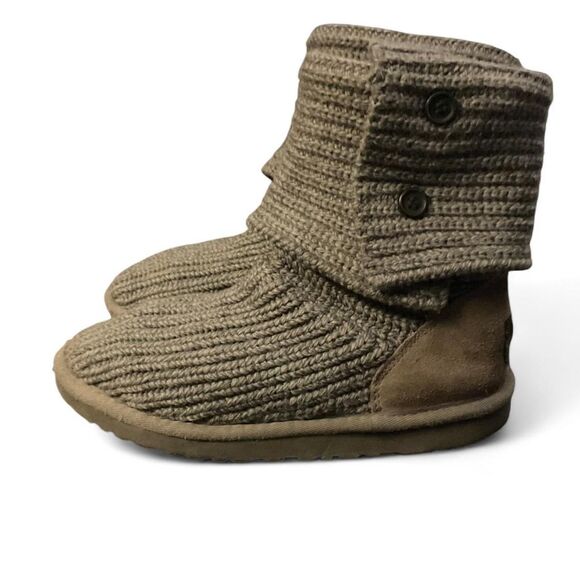 Ugg Women's Cardy Boot - Picture 1 of 4